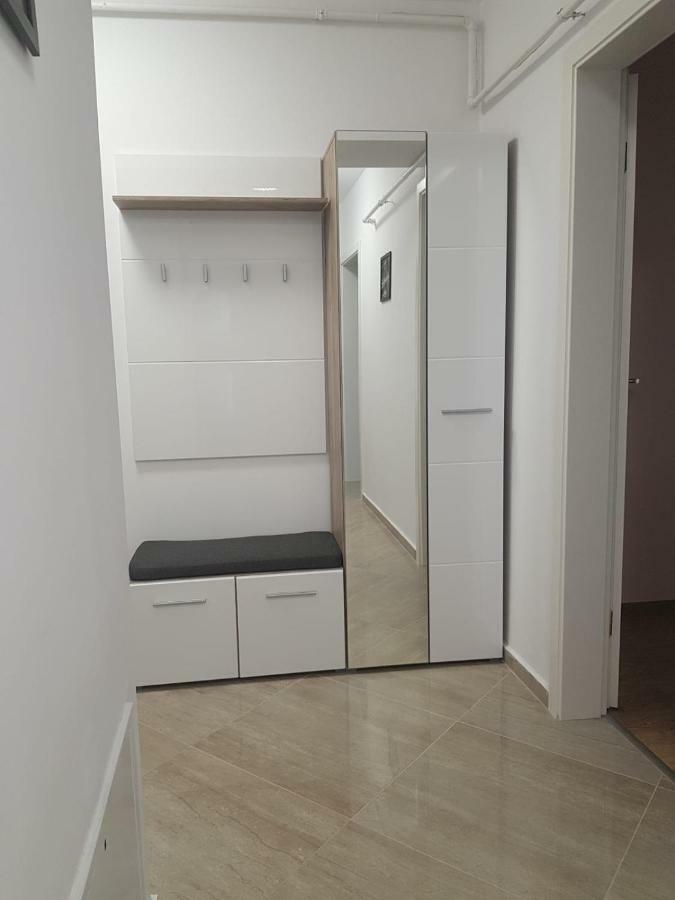 Apartament Monadin 3 Brasov Exterior photo
